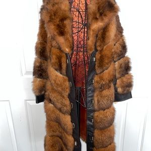 ‼️SOLD on Facebook‼️ Vintage Leather w| Faux Fur✨